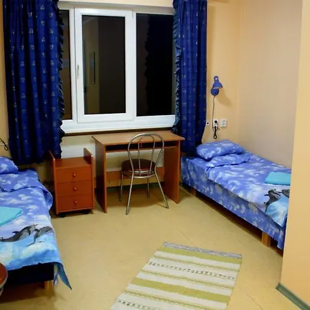 Jarva-jaani Hostel *